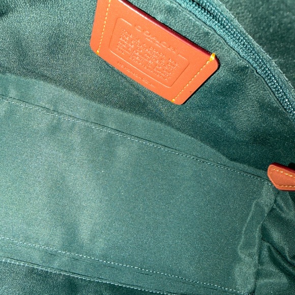 Coach Laurel matching Shoulder Bag and Wallet In Blocked Signature Leather - Picture 5 of 9